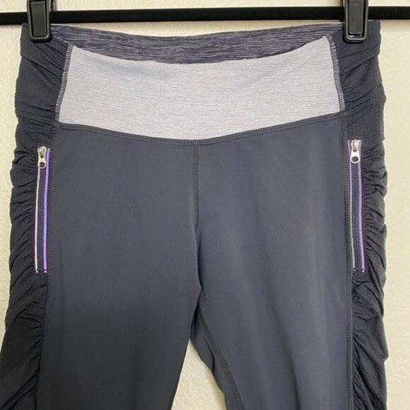 Lululemon athletica Deep Coal Run: In the Sun Crop 19" Size 6 - Picture 2 of 9
